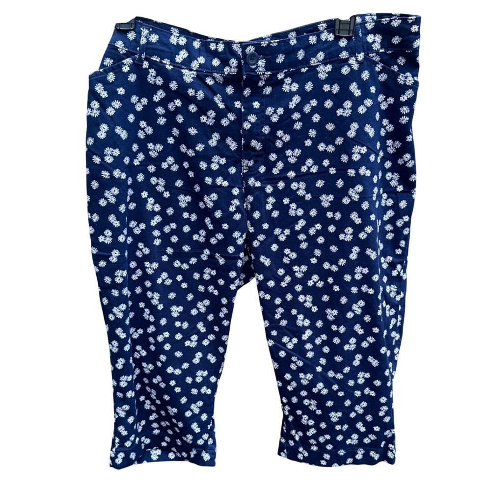 St Johns Bay Womens Navy Blue White Daisy Floral Capri Pants Size 20W Cropped